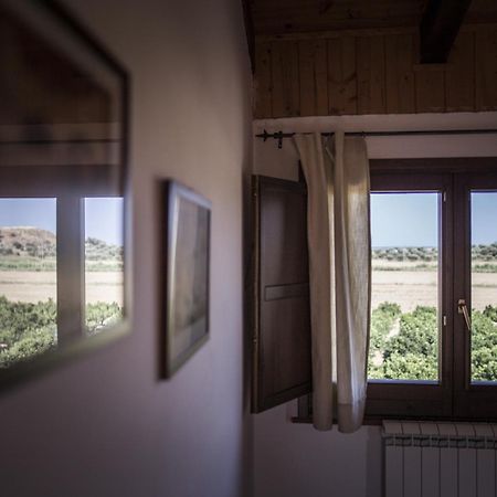 Agriturismo Il Giriatello โครโตเน ภายนอก รูปภาพ