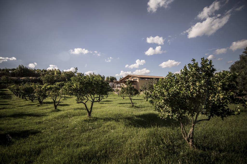 Agriturismo Il Giriatello โครโตเน ภายนอก รูปภาพ