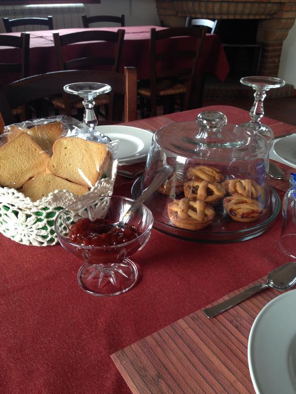 Agriturismo Il Giriatello โครโตเน ภายนอก รูปภาพ