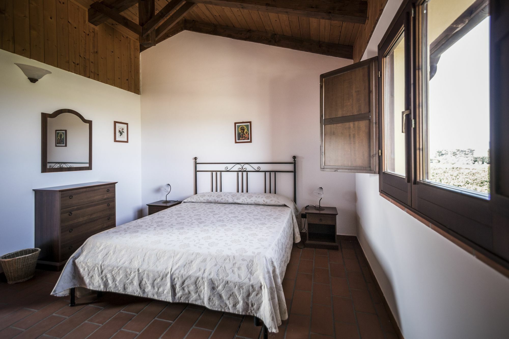 Agriturismo Il Giriatello โครโตเน ภายนอก รูปภาพ